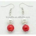 Perles naturelles de corail rouge avec boucles d&#39;oreilles en perle d&#39;eau douce